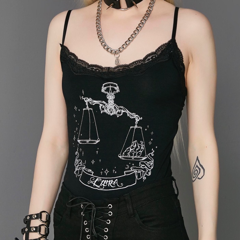 Widow libra tank top with lace trim